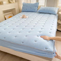 Mattress Cover Fitted Sheet Thickened Cotton Mattress Cover Protector Soft Comfortable Warm Non-Slip Breathable Mattress Topper 360°All-Around Package All-Inclusive for Bedroom,King Size