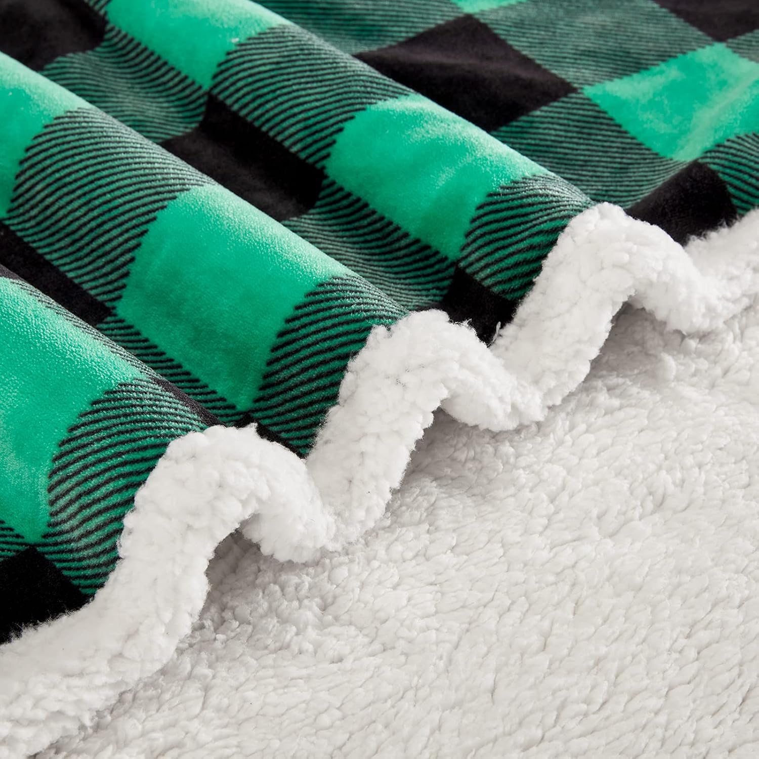 Sherpa green and black buffalo plaid christmas twin blanket 60" x 70", fuzzy fluffy soft cozy blanket, fleece flannel plush microfiber blanket for couch bed sofa (green and black) - view 3